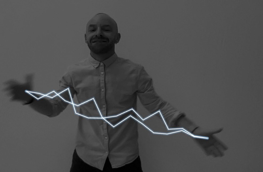 Dance mode: the arms leave a trace of light.